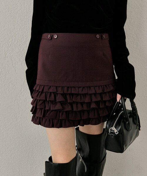 mline（エムライン）の「[mline]ストライプフリルミニスカ（スカート・レディース・ブラック/ボルドー・2/1）」の2枚目の写真