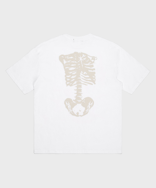 SAINTPAIN(セイントペイン)の「SP本半袖Tシャツホワイト(Tシャツ/カットソー・メンズ・その他・MEDIUM/LARGE)」の2枚目の写真