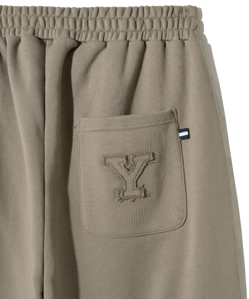 YALE(イェール)の「Yロゴアプリケスウェットパンツカーキ(スウェットパンツ・レディース・その他・SMALL/MEDIUM/LARGE/X-LARGE)」の6枚目の写真