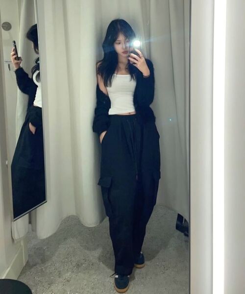 A NOTHING（アナッシング）の「H-T CARGO BALLOON SWEAT PANTS (Charcoal)（スウェットパンツ・レディース・その他・LARGE/MEDIUM）」の8枚目の写真