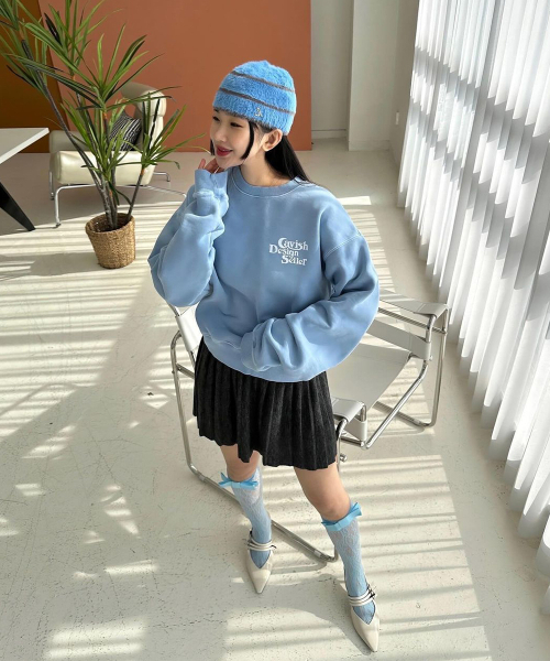 Cavish（カビシ）の「W PIGMENT SELLER LOGO SWEATSHIRT BLUE(CV2ESFM444A)（スウェット・レディース・ブルー・FREE）」の7枚目の写真