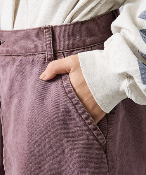 woadblue（ウォードブルー）の「【157/イチゴーナナ】HALF TUCK SHORTS / デニムハーフパンツ（デニムパンツ・レディース・バイオレット・S）」の12枚目の写真