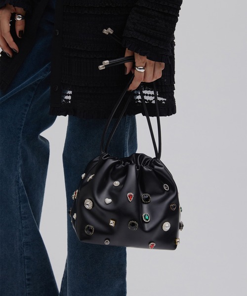 Ameri（アメリ）の「UND BIJOU DRAWSTRING BAG（ハンドバッグ・レディース・アイボリー/ブラック・FREE）」の5枚目の写真