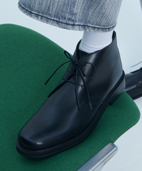 FIRENZE ATELIER（フィレンツェアトリエ）の「Basic Round Toe Chukka Boots_2NDF4900GB [Black]（ブーツ・メンズ・その他・24cm/25cm）」の2枚目の写真