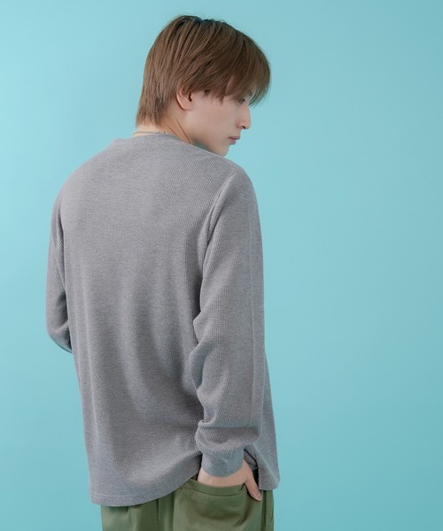 En serio TOKYO(エンソリオトーキョー)の「【SIDEWAYSTANCE】ワッフルC/N長袖Tシャツ(Tシャツ/カットソー・メンズ・杢グレー/ブラック/ホワイト・LARGE/X-LARGE/MEDIUM/SMALL)」の6枚目の写真