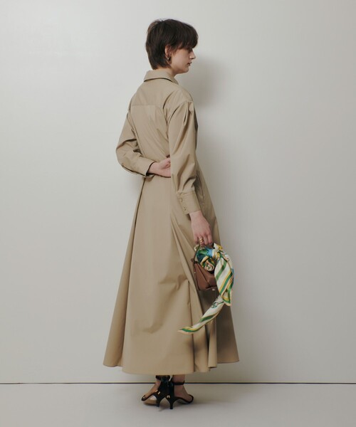 allureville（アルアバイル）の「ラップライクシャツワンピース（ワンピース・レディース・サックスブルー/ベージュ/ネイビー・1/2）」の12枚目の写真