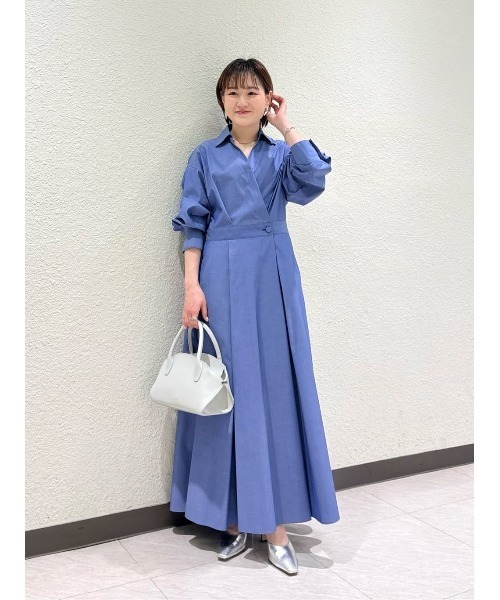 allureville（アルアバイル）の「ラップライクシャツワンピース（ワンピース・レディース・サックスブルー/ベージュ/ネイビー・1/2）」の7枚目の写真