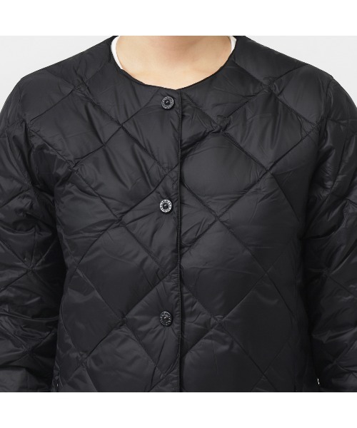 TAION（タイオン）の「タイオン TAION SINGLE SNAP BUTTON CREW NECK LONG DOWN COAT（ダウンジャケット/コート・レディース・ブラック/ベージュ・L/XL/2XL）」の4枚目の写真