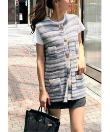 Sleeveless knit gilet
