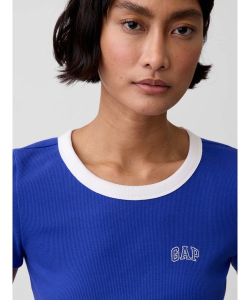 GAP(ギャップ)の「リブ GAPロゴ 半袖チビTシャツ(Tシャツ/カットソー・レディース・ピンク/ホワイト/ベージュ/ブラック/ブルー/イエロー・XS/XXS/S/M/L/XL)」の7枚目の写真