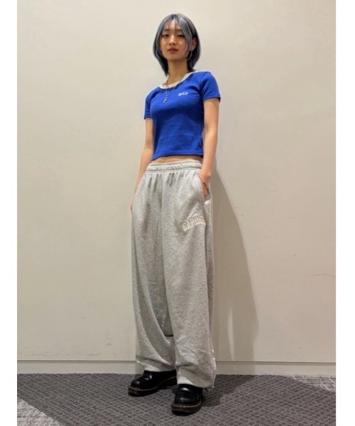 GAP(ギャップ)の「リブ GAPロゴ 半袖チビTシャツ(Tシャツ/カットソー・レディース・ピンク/ホワイト/ベージュ/ブラック/ブルー/イエロー・XS/XXS/S/M/L/XL)」の15枚目の写真