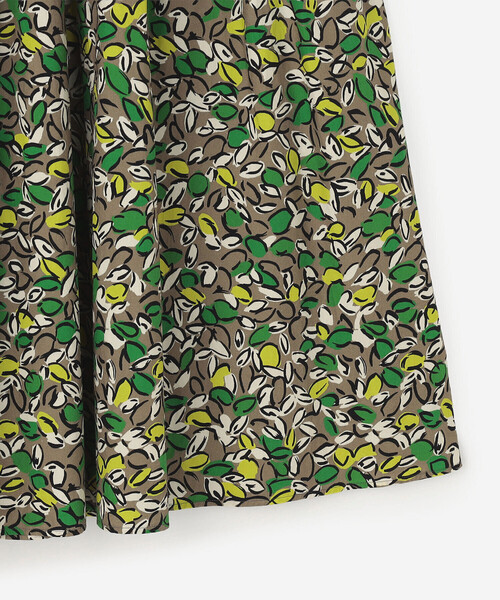 ORCIVAL（オーシバル）の「ORCIVAL | コットンポプリン プリントAラインスカート WOMEN（スカート・レディース・ブルー系その他5/グリーン系その他・1）」の18枚目の写真