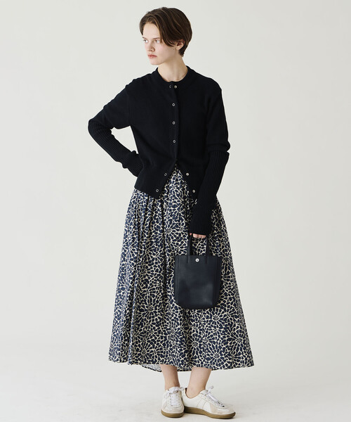 ORCIVAL（オーシバル）の「ORCIVAL | コットンポプリン プリントAラインスカート WOMEN（スカート・レディース・ブルー系その他5/グリーン系その他・1）」の4枚目の写真