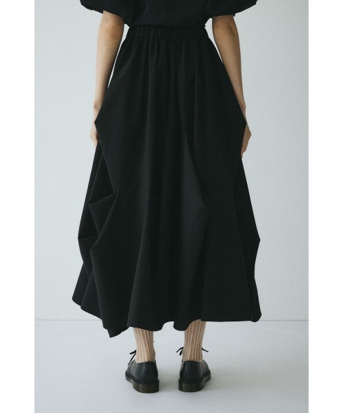 HeRIN.CYE（ヘリンドットサイ）の「CLO Many tuck volume skirt　　CLOメニータックボリュームスカート（スカート・レディース・ブラック・36/38）」の2枚目の写真