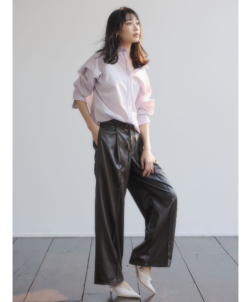 anuans（アニュアンス）の「レザーライクリボンベルトパンツ（その他パンツ・レディース・ダークブラウン・M/S）」の3枚目の写真