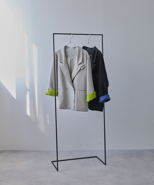 bohmal(ボマール)の「ダブルボタンオーバーサイズジャケット【セットアップ対応】(その他アウター・レディース・グレイッシュベージュ/ブラック・FREE)」の19枚目の写真