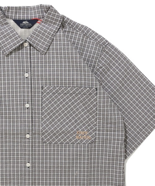 KRIFF MAYER Lady's Collection(クリフメイヤーレディースコレクション)の「【ベンチレーション付き】シアサッカードロストチェックシャツ(シャツ/ブラウス・レディース・ブラック/オフホワイト/ネイビー/オレンジ・MEDIUM/LARGE)」の2枚目の写真