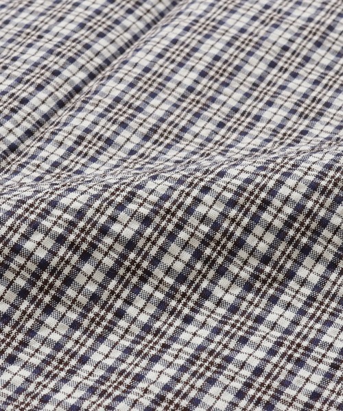 KRIFF MAYER Lady's Collection(クリフメイヤーレディースコレクション)の「【ベンチレーション付き】シアサッカードロストチェックシャツ(シャツ/ブラウス・レディース・ブラック/オフホワイト/ネイビー/オレンジ・MEDIUM/LARGE)」の10枚目の写真
