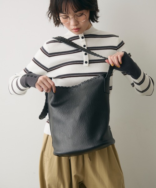 full/fill.(フルフィル)の「braid desigh one shoulder bag / ブレードデザインワンショルダーバッグ(ショルダーバッグ・レディース・ブラック/ブラウン・FREE)」の10枚目の写真