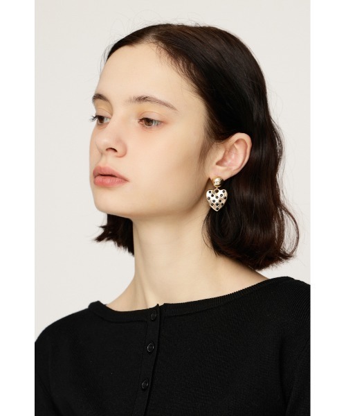 SLY(スライ)の「RHINESTONE HEART P/EARRING ラインストーンハートピアス 春服(ピアス(両耳用)・レディース・ゴールド/シルバー・FREE)」の12枚目の写真
