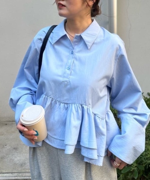 STYLEMIXER（スタイルミキサー）の「ヘムフリルシャツ（シャツ/ブラウス・レディース・サックスブルー/ネイビー/ホワイト・FREE）」の3枚目の写真