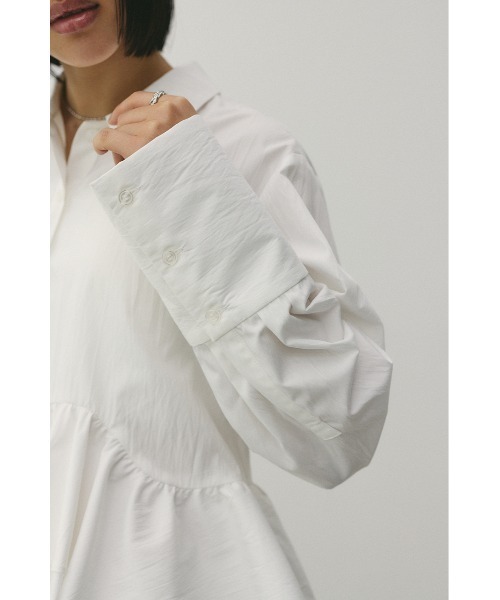 STYLEMIXER（スタイルミキサー）の「ヘムフリルシャツ（シャツ/ブラウス・レディース・サックスブルー/ネイビー/ホワイト・FREE）」の10枚目の写真