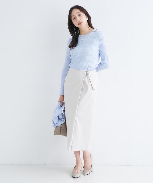 UNTITLED（アンタイトル）の「【洗える/後ろウエストゴム】デニム調シャンブレーナロースカート（スカート・レディース・ネイビー/ライトベージュ・48/46/44/42/04/03/02/01/00/50）」の5枚目の写真