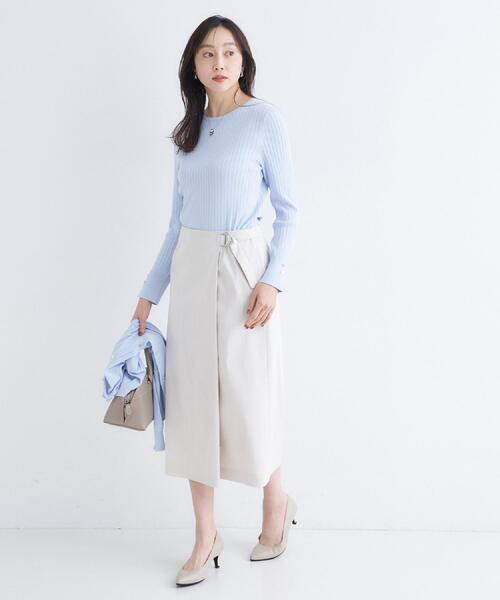 UNTITLED（アンタイトル）の「【洗える/後ろウエストゴム】デニム調シャンブレーナロースカート（スカート・レディース・ネイビー/ライトベージュ・48/46/44/42/04/03/02/01/00/50）」の7枚目の写真