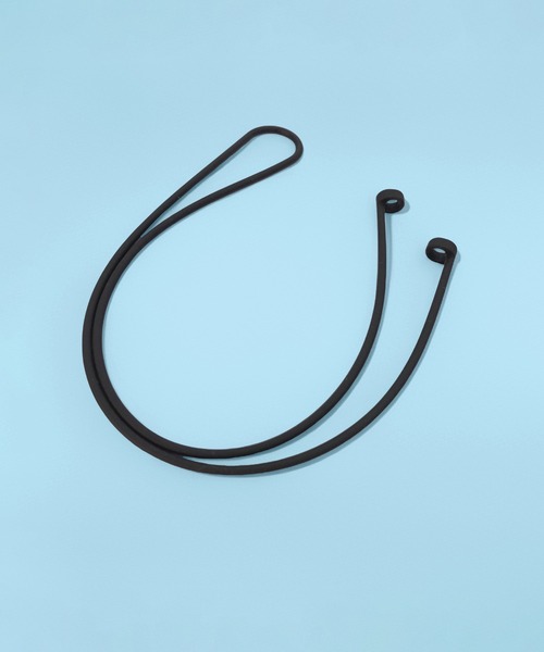 CALIFORNIA OUTFITTERS（カリフォルニア アウトフィッターズ）の「1D31-KR マグネット吸着 コードレスイヤフォン 紛失防止ストラップ ワイヤレスイヤホンネックストラップ AirPods対応（ヘッドフォン/イヤホン・レディース・ブラック/ホワイト・ONESIZE）」の4枚目の写真