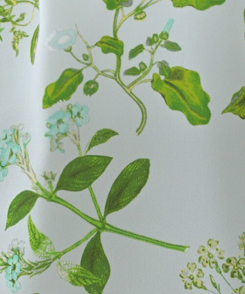 UNTITLED（アンタイトル）の「【花柄/洗える】ボタニカルブラウス（シャツ/ブラウス・レディース・ホワイト系3/サックスブルー系・44/04/02/00/50/48）」の11枚目の写真