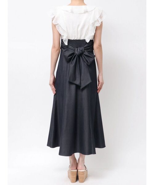 MERCURYDUO(マーキュリーデュオ)の「2WAYラッフルブラウスドッキングワンピース(ワンピース・レディース・その他1/ネイビー/オフホワイト・MEDIUM/SMALL)」の11枚目の写真