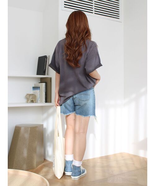 Ungrid(アングリッド)の「カットオフデザインデニムショートパンツ(デニムパンツ・レディース・ブルー・MEDIUM/SMALL)」の17枚目の写真