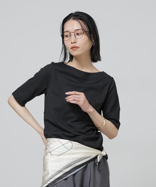 NANO universe（ナノユニバース）の「Anti Soaked(R) 汗染み防止ボートネックTシャツ（Tシャツ/カットソー・レディース・トップグレー/ブラック/ホワイト/チャコール・S/M/L）」の2枚目の写真