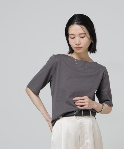 NANO universe（ナノユニバース）の「Anti Soaked(R) 汗染み防止ボートネックTシャツ（Tシャツ/カットソー・レディース・トップグレー/ブラック/ホワイト/チャコール・S/M/L）」の10枚目の写真