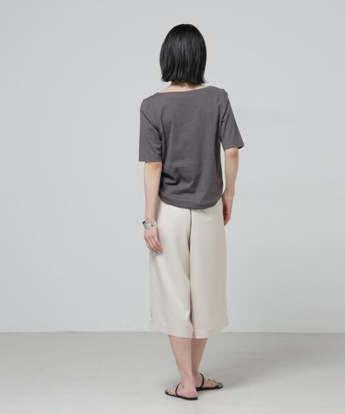 NANO universe（ナノユニバース）の「Anti Soaked(R) 汗染み防止ボートネックTシャツ（Tシャツ/カットソー・レディース・トップグレー/ブラック/ホワイト/チャコール・S/M/L）」の16枚目の写真