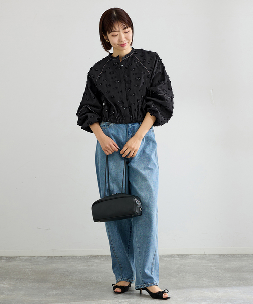 IENA(イエナ)の「フラワージャガードボリュームブラウス(シャツ/ブラウス・レディース・ブラック/ホワイト・FREE)」の3枚目の写真