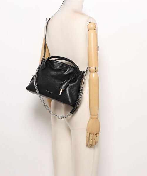 CHARLES & KEITH（チャールズ & キース）の「Delfina ミニデルフィナ