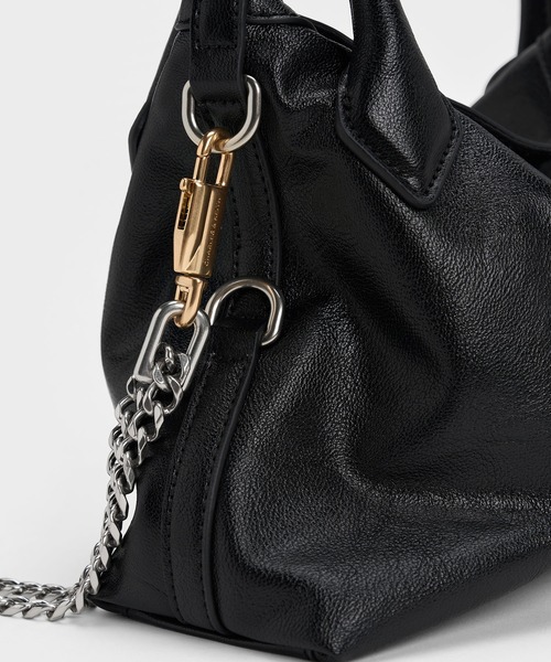 CHARLES & KEITH（チャールズ & キース）の「Delfina ミニデルフィナ