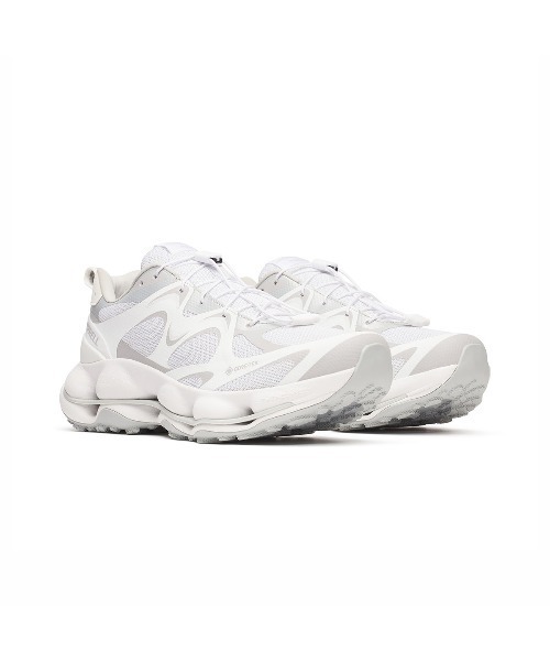 MERRELL（メレル）の「MERRELL SPEED ARC MATIS GORE-TEX(R)（メレル スピード アーク マティス ゴアテックス(R)）（スニーカー・メンズ・ブラック系/ホワイト系・26cm/26.5cm/27cm/27.5cm/28cm/28.5cm/29cm）」の2枚目の写真