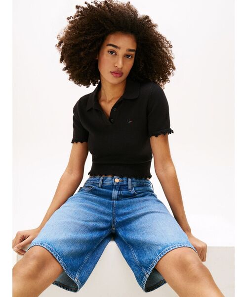 tommy jeans(トミー ジーンズ)の「ショートスリーブポロセーター(ニット/セーター・レディース・ブラック/ホワイト/ピンク・MEDIUM/SMALL/X-SMALL)」の4枚目の写真