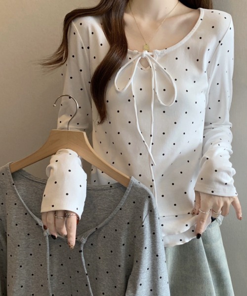 Emilie(エミリー)の「ドット柄 リボン Tシャツ ロンT(Tシャツ/カットソー・レディース・ホワイト/グレー/ブラック・FREE)」の7枚目の写真