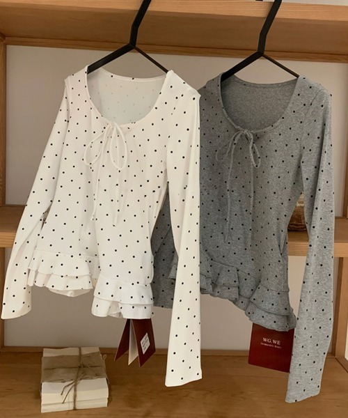 Emilie(エミリー)の「ドット柄 リボン Tシャツ ロンT(Tシャツ/カットソー・レディース・ホワイト/グレー/ブラック・FREE)」の18枚目の写真