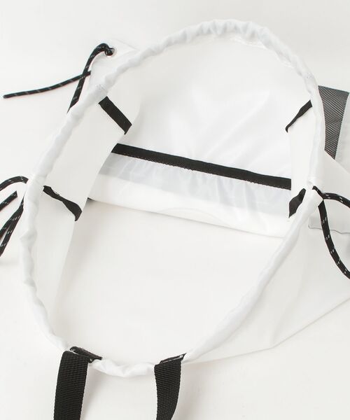 Dickies(ディッキーズ)の「DICKIES / DK ICON LOGO KNAPSACK / 81638400(バックパック/リュック・レディース・ブラック/ホワイト/レッド・ONESIZE)」の6枚目の写真