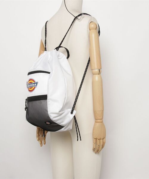 Dickies(ディッキーズ)の「DICKIES / DK ICON LOGO KNAPSACK / 81638400(バックパック/リュック・レディース・ブラック/ホワイト/レッド・ONESIZE)」の7枚目の写真