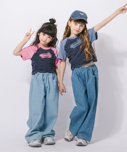 URBAN CHERRY(アーバンチェリー)の「【綿100%/吸水速乾】プラネットロゴギャザーラグランTシャツ(Tシャツ/カットソー・キッズ・ブルー/ピンク/ブラック・150cm/140cm/130cm/120cm/110cm)」の6枚目の写真