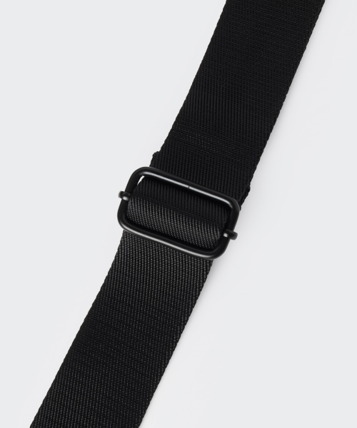 MUSINSA STANDARD（ムシンサスタンダード）の「コーティングキャンバスミニクロスバッグ[ブラック]（メッセンジャーバッグ・メンズ・その他・FREE）」の9枚目の写真
