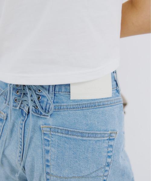 JILL by JILL STUART（ジルバイジルスチュアート）の「SOMETHING 別注レースアップワイドデニムパンツ（デニムパンツ・レディース・ネイビー/ブルー/ピンク・SMALL/MEDIUM）」の11枚目の写真