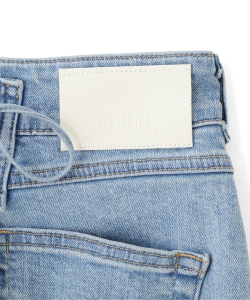 JILL by JILL STUART(ジルバイジルスチュアート)の「SOMETHING 別注レースアップワイドデニムパンツ(デニムパンツ・レディース・ネイビー/ブルー/ピンク・SMALL/MEDIUM)」の22枚目の写真