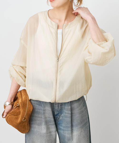 Spick & Span（スピックアンドスパン）の「《WEB限定 / 追加》シアーフロントZIPブルゾン（その他アウター・レディース・ベージュ/グレー・FREE）」の18枚目の写真