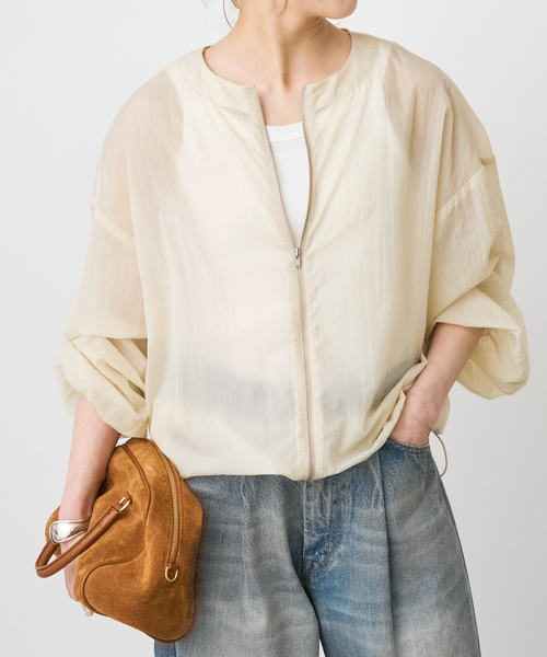 Spick & Span（スピックアンドスパン）の「《WEB限定 / 追加》シアーフロントZIPブルゾン（その他アウター・レディース・ベージュ/グレー・FREE）」の19枚目の写真